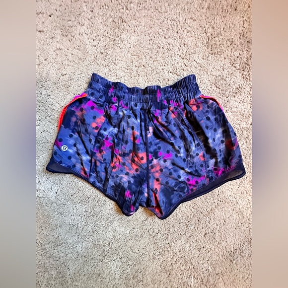 Lululemon Super Squad Short - Picture 5 of 7